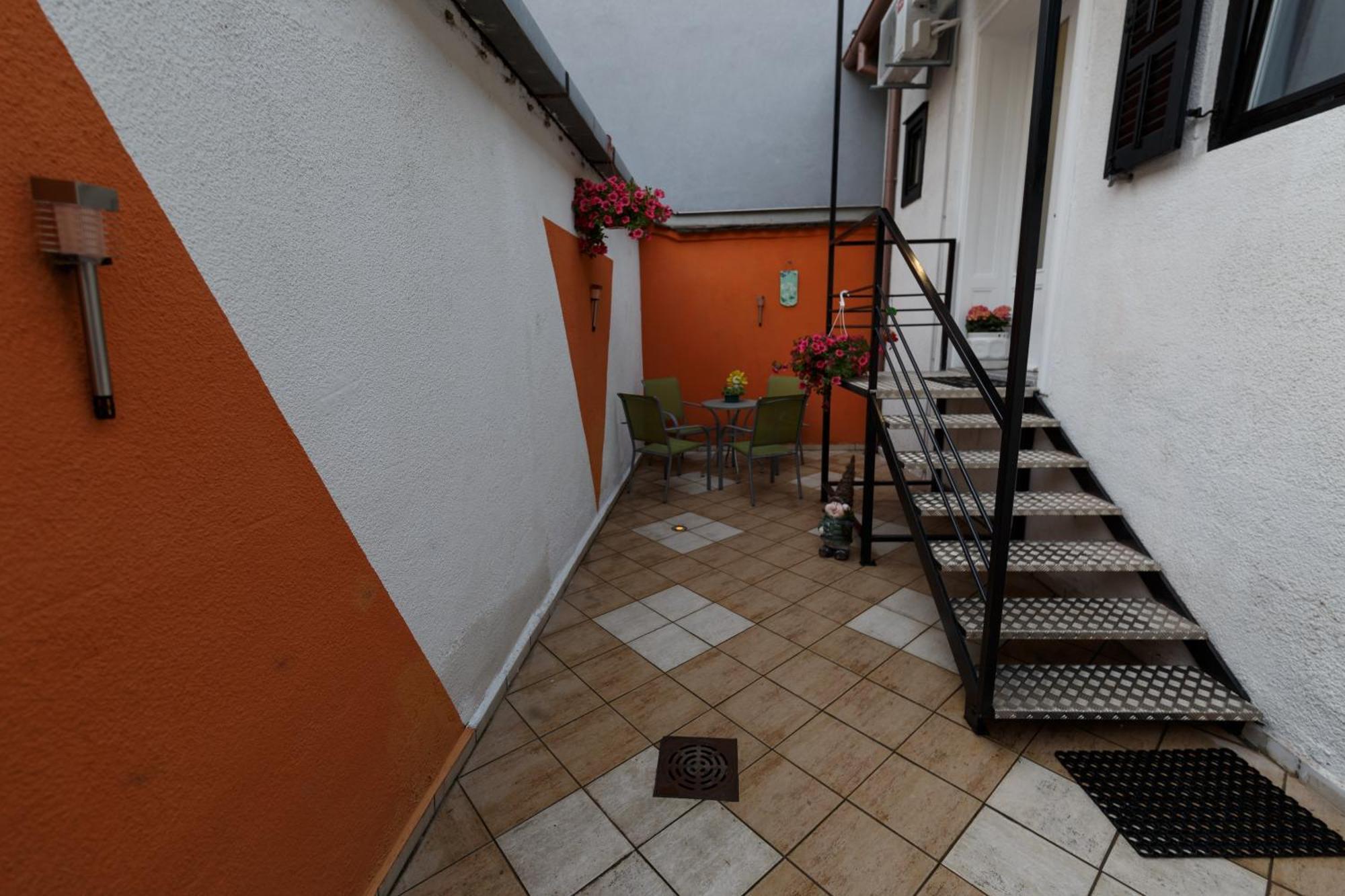 Apartman Royal Slavonski Brod Exteriér fotografie