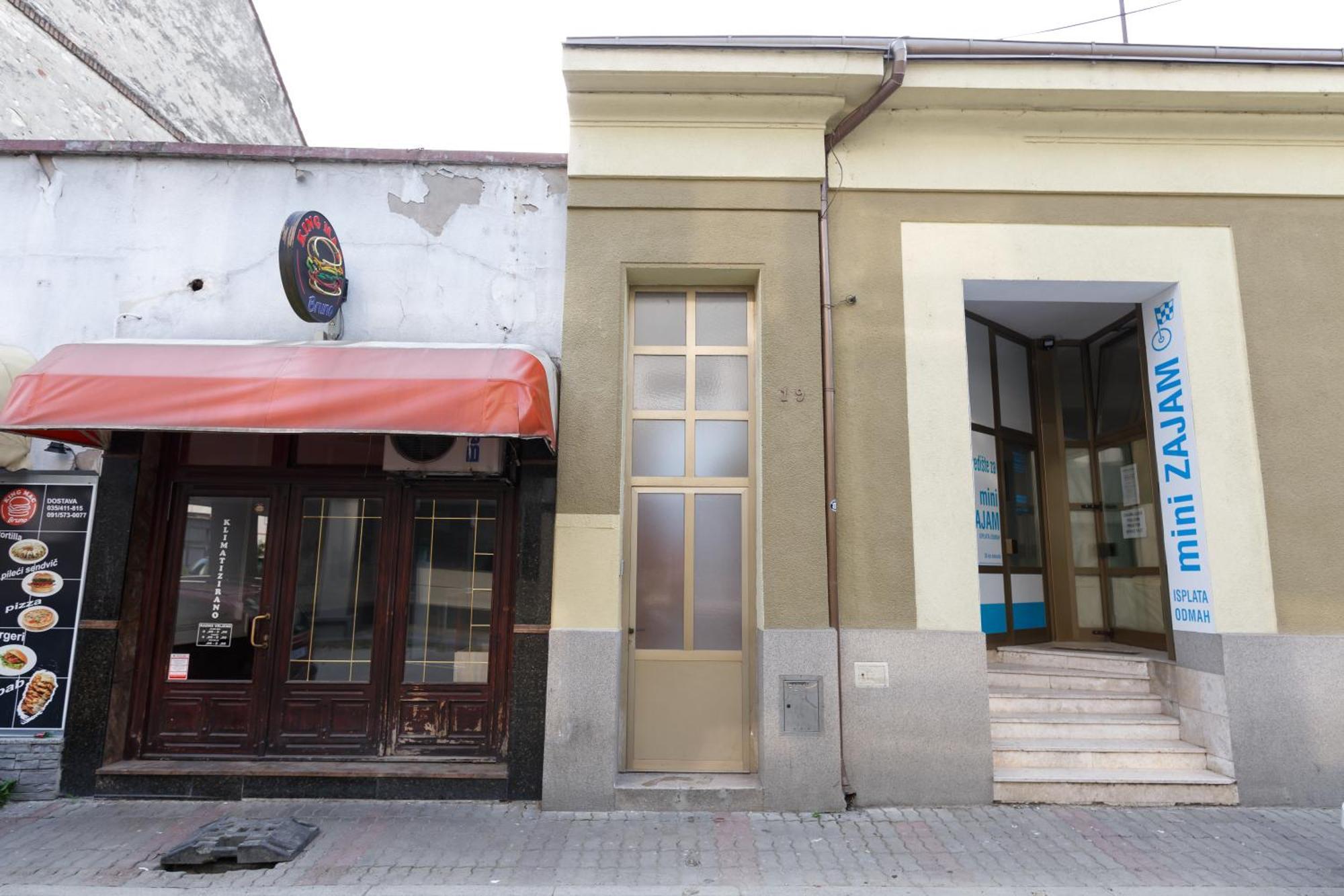 Apartman Royal Slavonski Brod Exteriér fotografie
