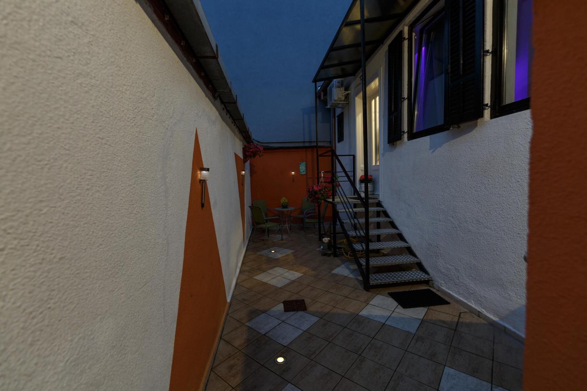 Apartman Royal Slavonski Brod Exteriér fotografie